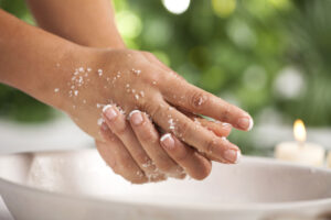 Cotygodniowy peeling dłoni