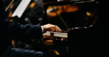 Transmisja live z recitalu fortepianowego Macieja Pabicha – Wieczory Lisztowskie w Oławie