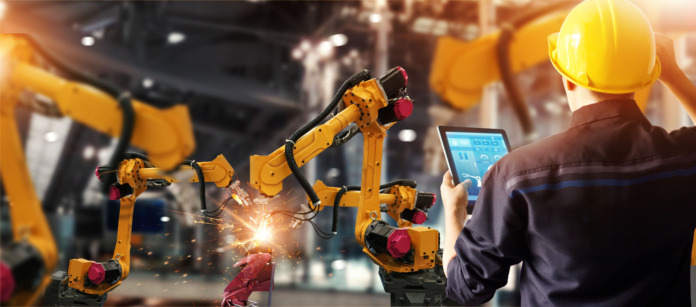 Praca w robotyce to nie tylko tworzenie, ale też kontrola działania systemów robotycznych Robotyka - praca