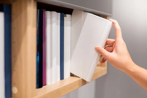 Materiały na temat depresji obejmują wiele pozycji w formie drukowanej, ale też e-booki i publikacje online Materiały na temat depresji